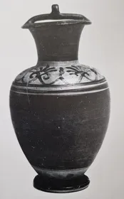 AMPHORA, BAIL (SOUTH ITALIAN, CAMPANIAN, RED-FIGURE)