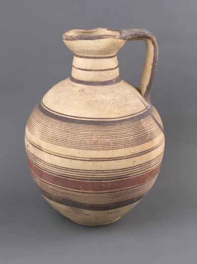 Oinochoe