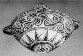 CUP (BOEOTIAN, OUTLINE)