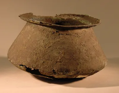 Urnenförmiges Gefäß