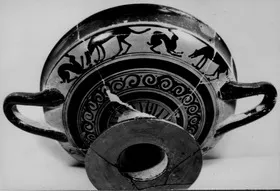 CUP DROOP (ATHENIAN, BLACK-FIGURE)