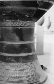 KRATER (ATHENIAN GEOMETRIC, SILHOUETTE)