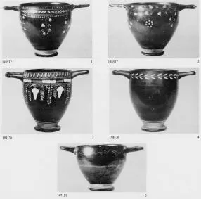 SKYPHOS (SOUTH ITALIAN, GNATHIAN, BLACK GLAZE)