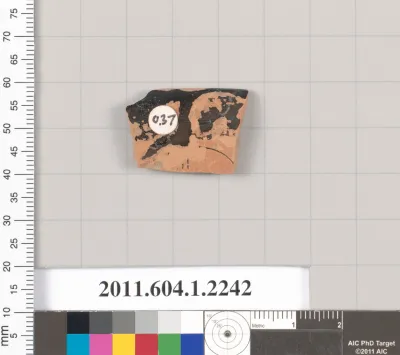 Terracotta rim fragment of a kylix (drinking cup)