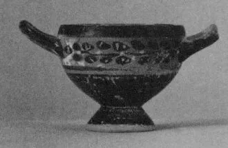 SKYPHOS (BOEOTIAN, BLACK PATTERN)