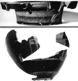 KRATER, COLUMN (ATHENIAN, RED-FIGURE)