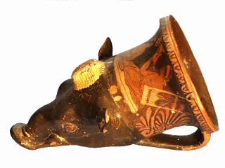 FIGURE VASE (SOUTH ITALIAN, APULIAN, RED-FIGURE)