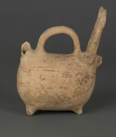 Askos in the form of an animal