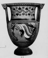 KRATER, COLUMN (SOUTH ITALIAN, APULIAN, RED-FIGURE)