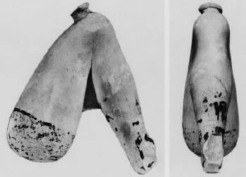 FIGURE VASE (EAST GREEK)