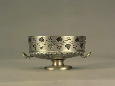 Kleiner Efeubecher mit zwei Henkeln (Kleiner Efeubecher)