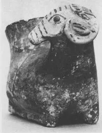 FIGURE VASE (BOEOTIAN)