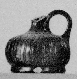 LEKYTHOS (SOUTH ITALIAN, APULIAN, BLACK GLAZE)